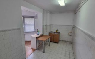 Apartament 2 Camere, Decomandate, Etaj 1, Centrala, Fabric, Comision 0 - Poză 4