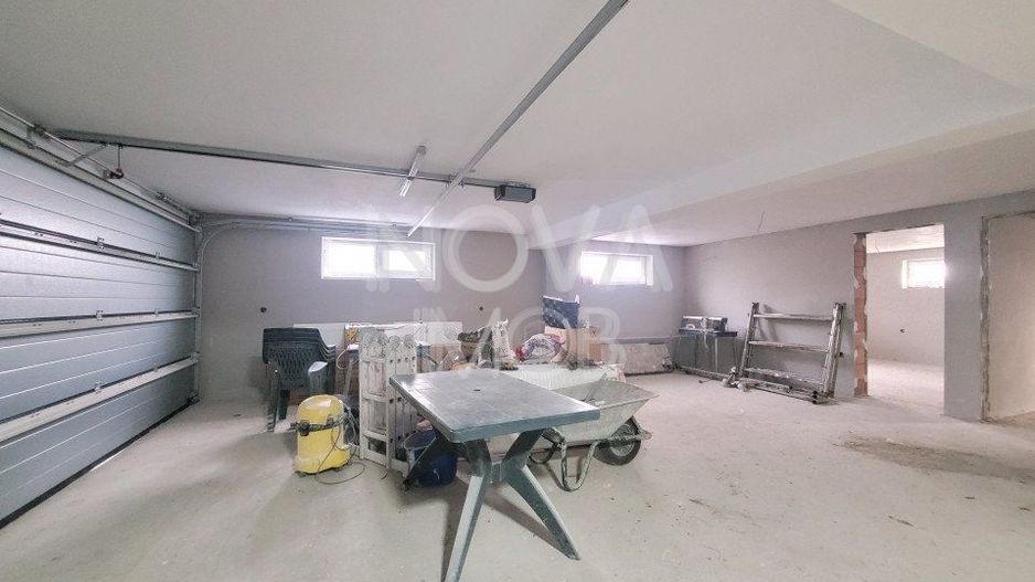 Casa individuala pe un singur nivel cu garaj dublu - Selimbar - Poză 8