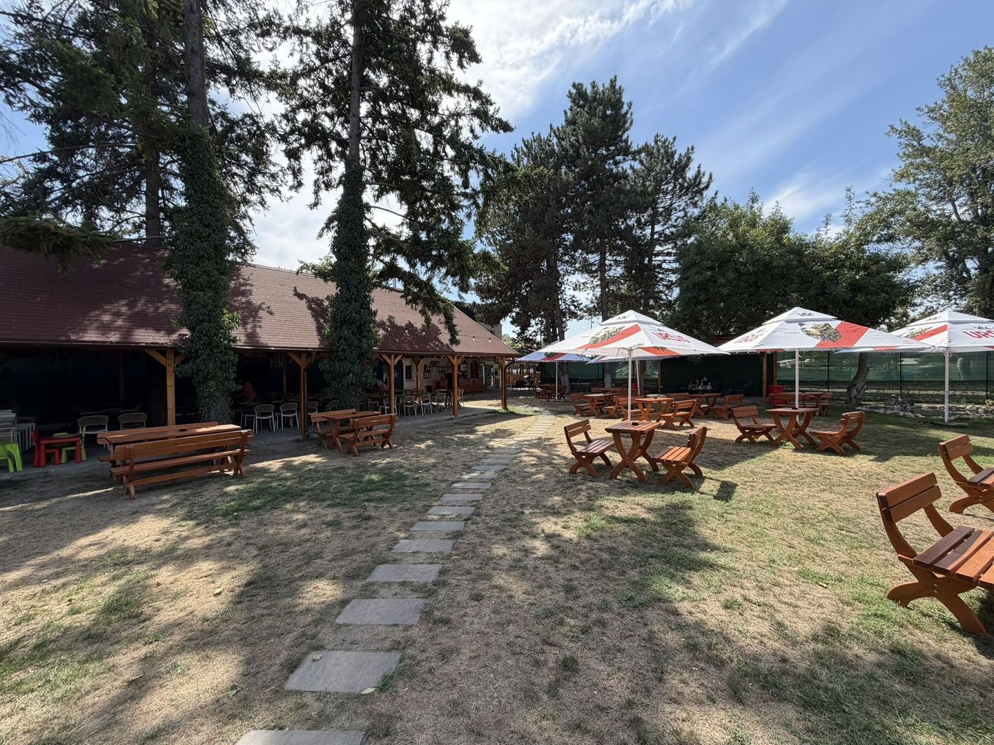 Afacere la cheie pe Strandul Neptun: restaurant, terasa, sala de evenimente - Poză 11