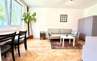 Apartament 2 camere, primitor, cu garaj, in zona Centrala-Universitate - Poză 1