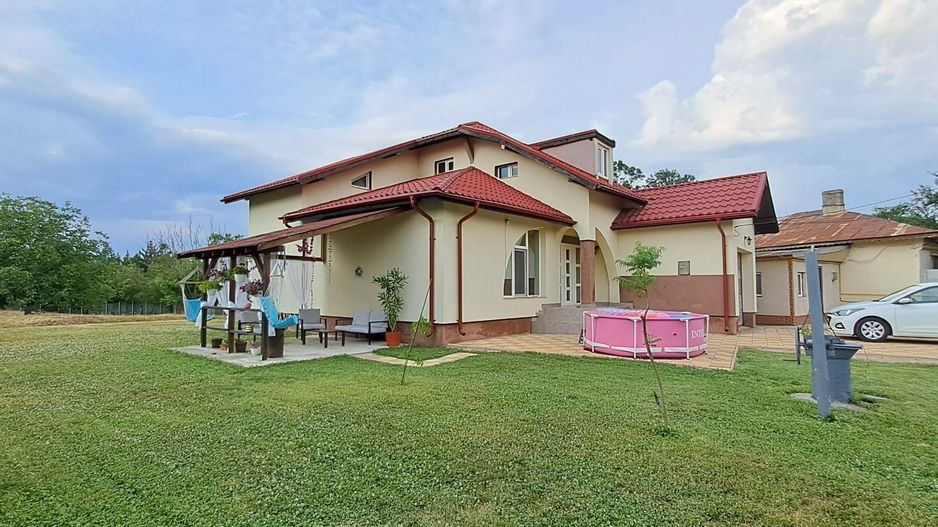 Floresti - Stoenesti, Jud. Giurgiu, vila + garaj + beci, teren 1400 mp - Poză 10
