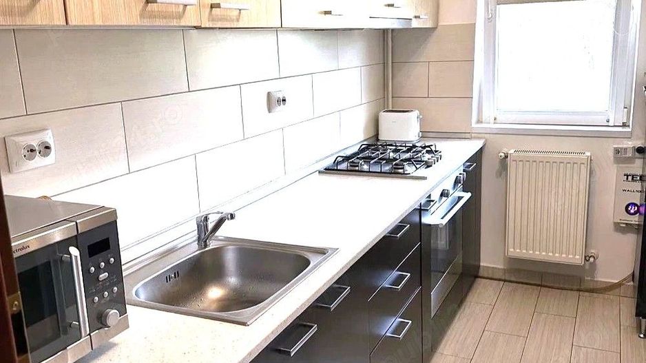 Apartament 3 camere, etaj 1, parcare inclusa, 2 băi, zona Trapezului - Poză 6