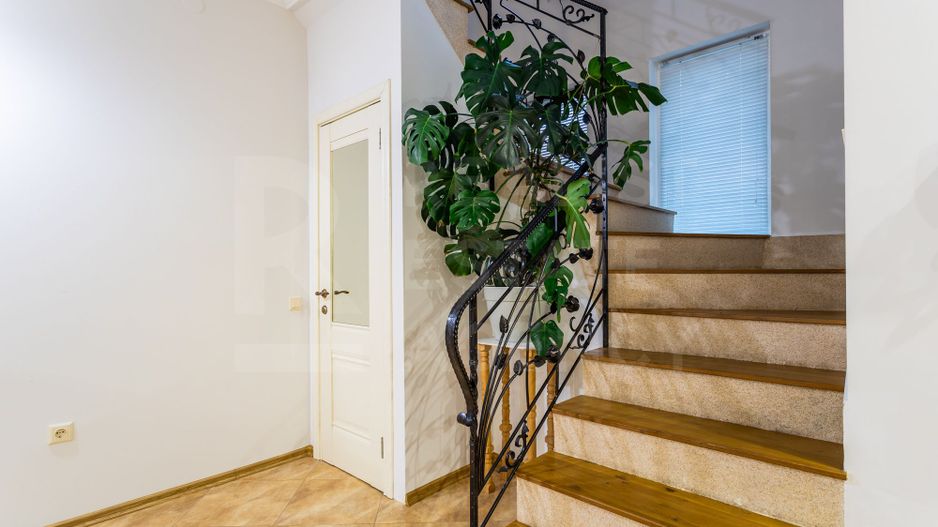 Chirie, casă, 3 camere, strada Sergiu Radautanu Codru - Poză 3