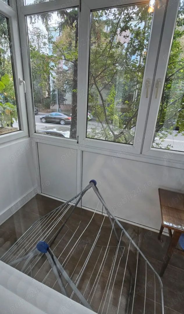 AP. 3 CAMERE FLOREASCA, MOBILAT MODERN, BUCATARIE INCHISA, 65 MP UTILI - Poză 9