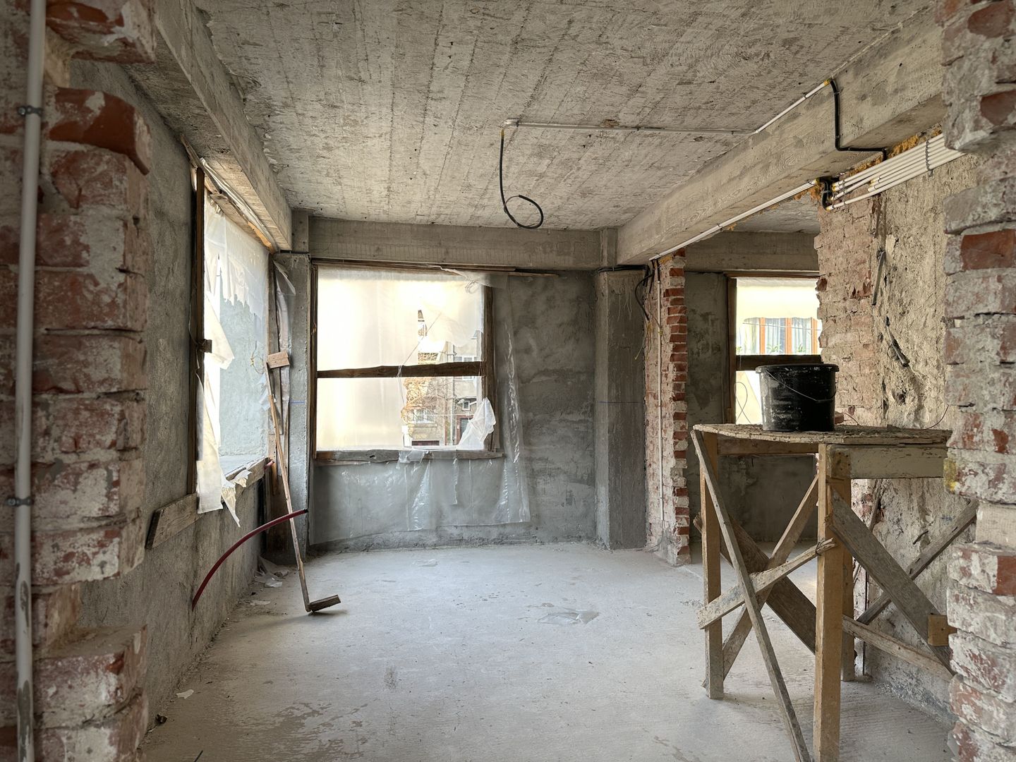 FERDINAND - Lirei | Teren 412 mp| Cladire 750 mp | structura noua - Poză 17