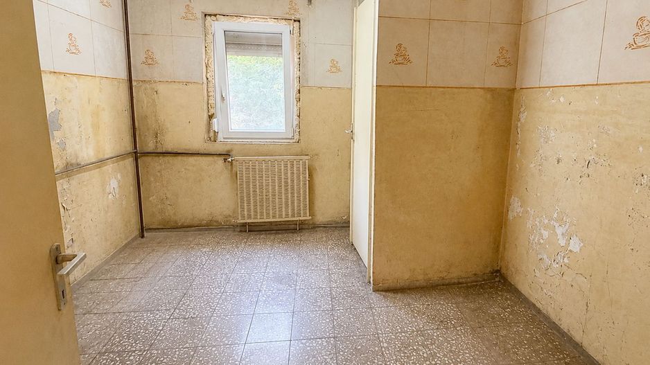 COMISION 0%  Apartament 3 Camere | Etaj 1 Decomandat Dambovita Izolat - Poză 6