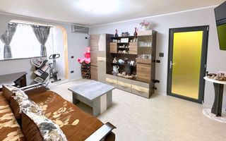 Vanzare - 2 camere, zona Neacsu, Micro 19 - Poză 1