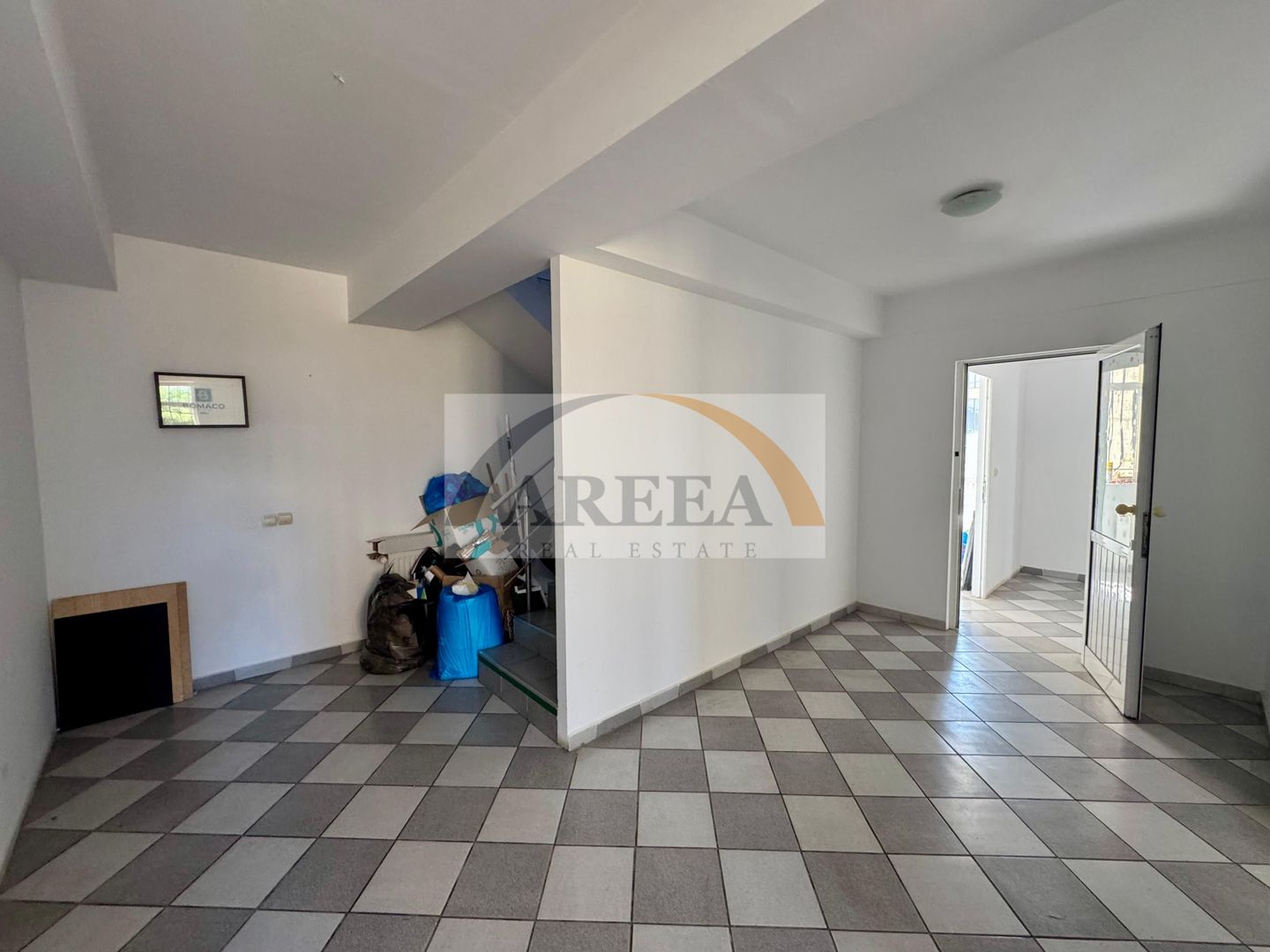 OPORTUNITATE - vila-curte individuala-garaj la Domenii-Popisteanu - Poză 17