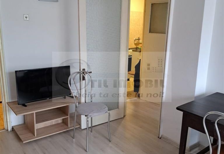 Apartament 2 Camere PIATA UNIRII - 500 euro - Poză 6