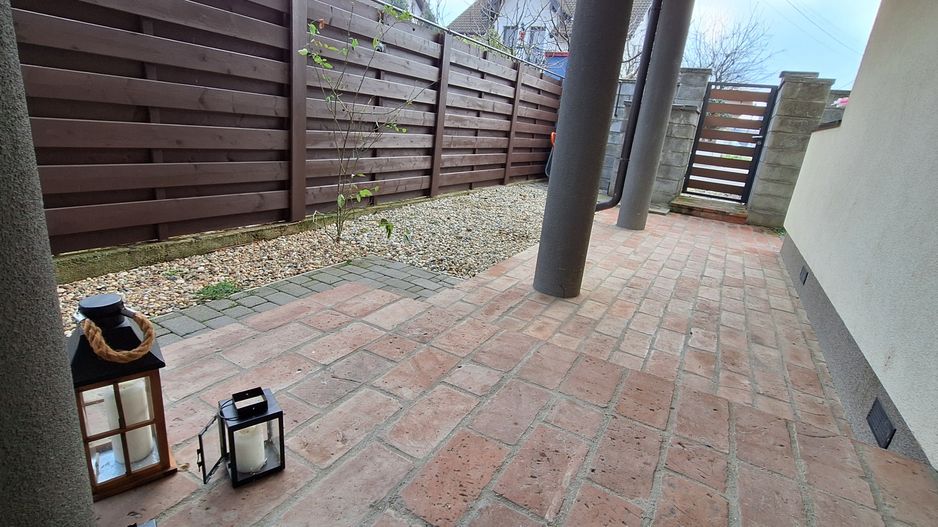 Casa individuala frumoasa si spatioasa in Giroc - Poză 27