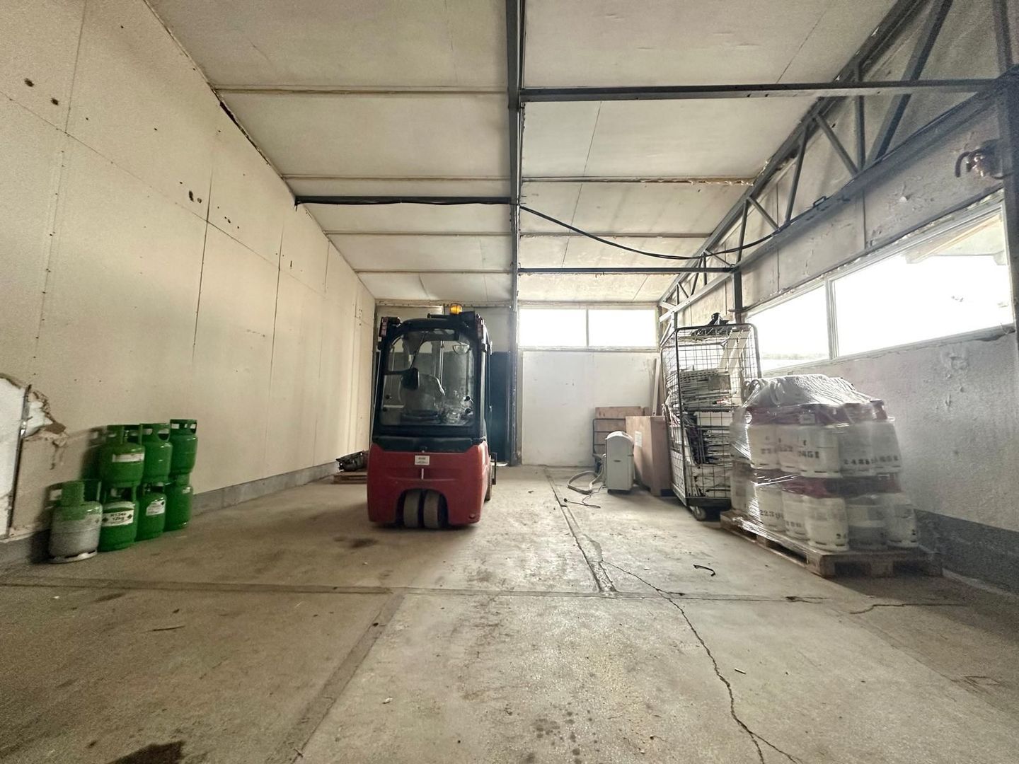 Spațiu depozitare 80 mp | Curent trifazic | Triaj - Poză 7