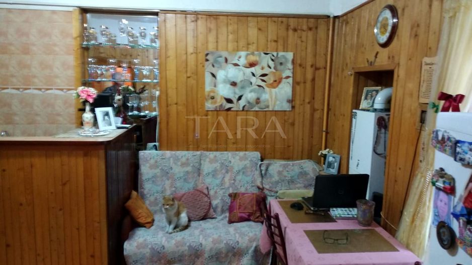 Apartament cu 3 camere de vânzare în zona ultracentrală - Poză 3