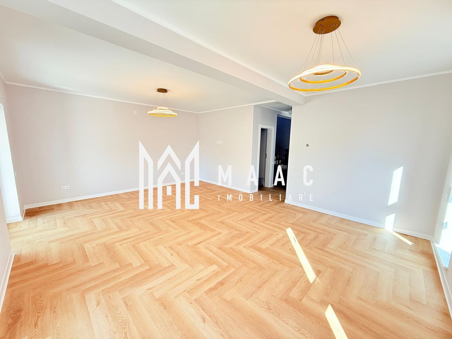 Casa individuala | 4 camere | La cheie | 644 MP | Selimbar - Poză 9