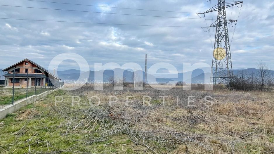 17 ARI intravilan M.Eminescu - Baia Mare LOC SUPERB DE CASA - Poză 1