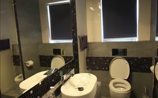 Casă / Vilă cu 7 camere în zona Lipovei - Poză 11