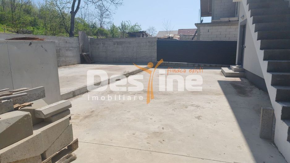 Spatiu comercial nou. Spatiu birouri - Poză 6