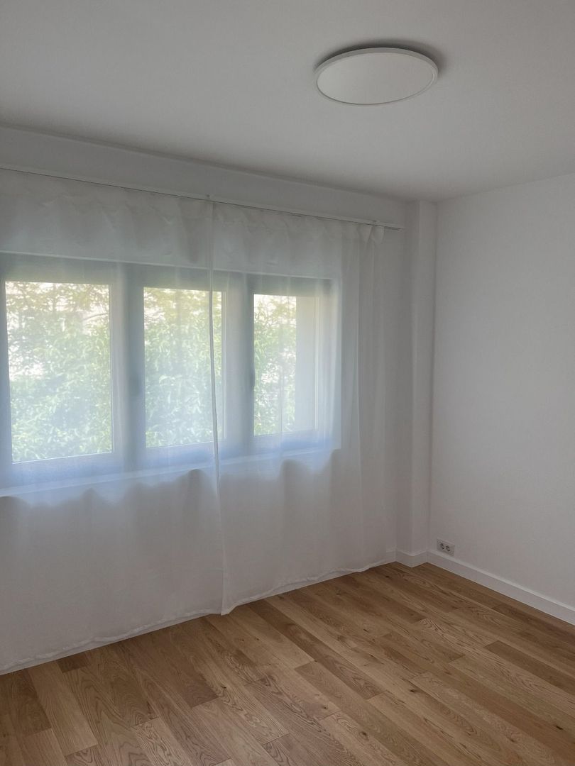 De vanzare Apartament 4 camere, Aviatiei, Promenada, Aurel Vlaicu - Poză 4