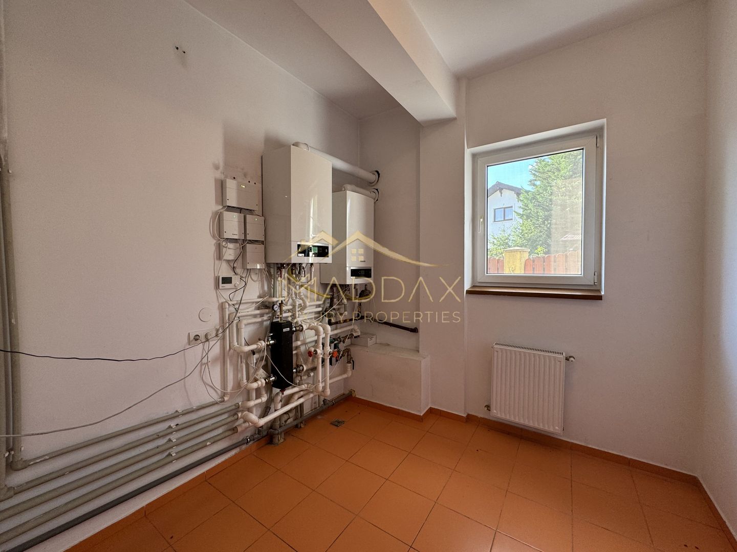 Vila Individuala _7 camere***Piscina***Teren 1000 mp // Erou Iancu Nicolae - Poză 25