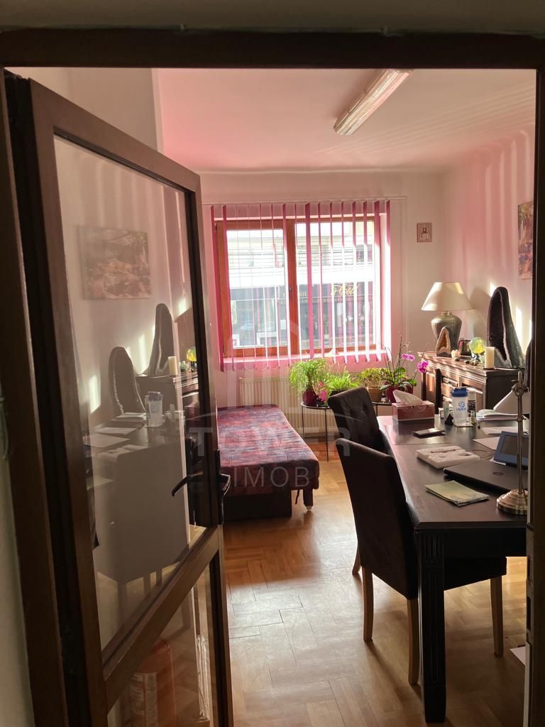 Apartament cu Terasă și Curte – 4 Camere, 120 mp Ultracentral - Poză 11