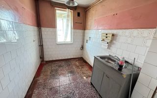 Apartament 2 camere zona Torontalului - Poză 3
