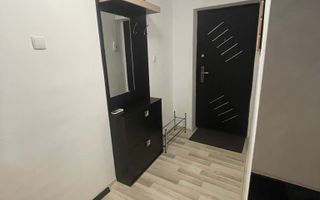 Apartament/mansardă 3 camere,Micro 17,utilat si mobilat - Poză 2