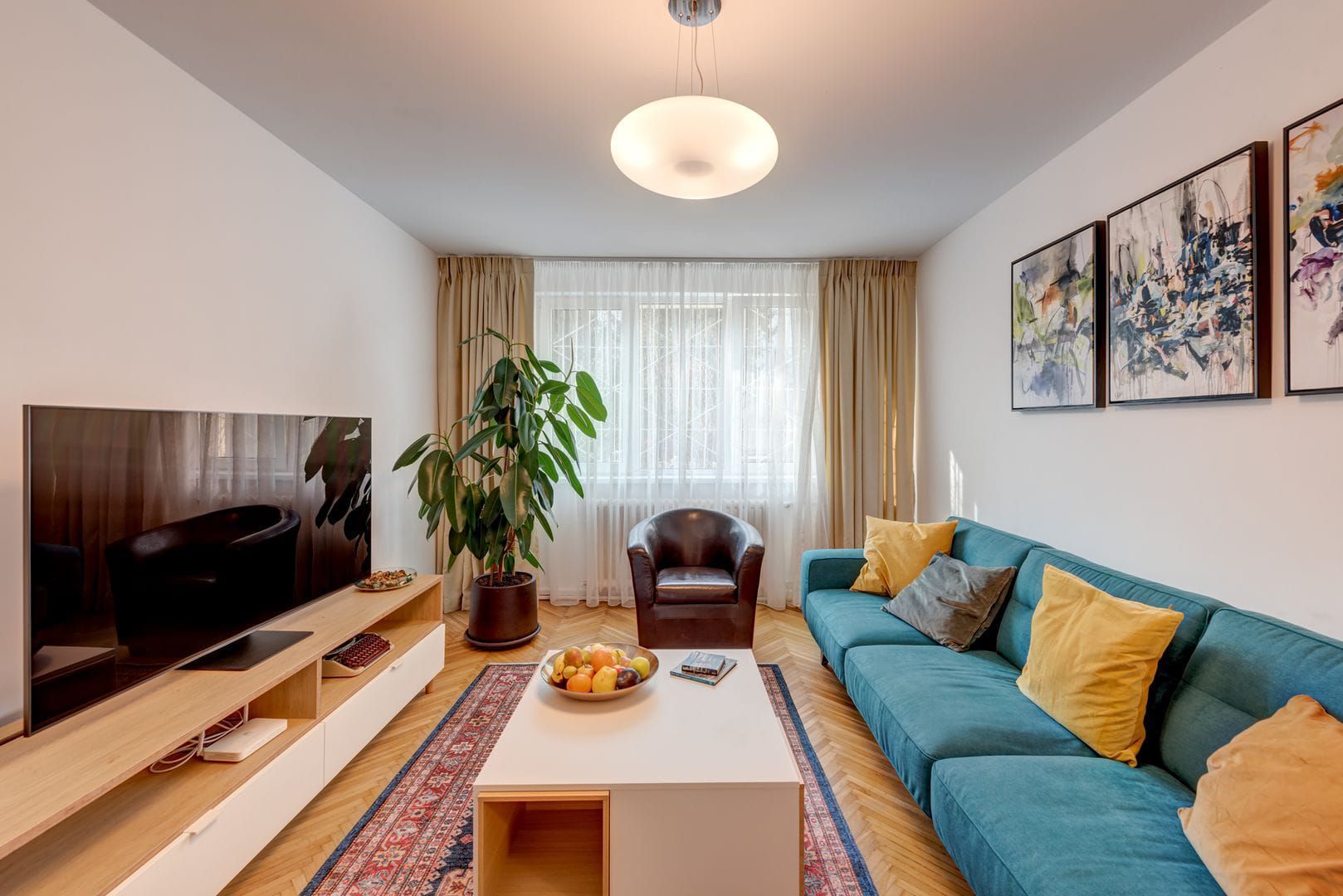 Inchiriere apartament | 3 camere | 1 Decembrie-Ozana - Poză 1