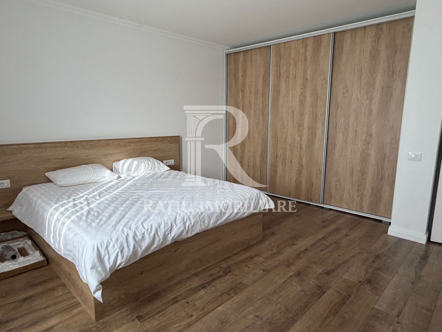 Casa cu 4 dormitoare | Jacuzzi | Sauna | Sanmartin | Oradea - Poză 11