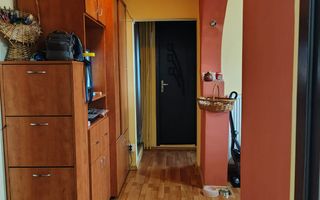 Rahova-Barnova | 2 camere | 52mp | et 8 | dec | centrala proprie | 80.000 euro - Poză 4