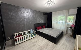 Metrou Timpuri Noi - Garsoniera Decomandata An 1992 Gata de Mutat! - Poză 1