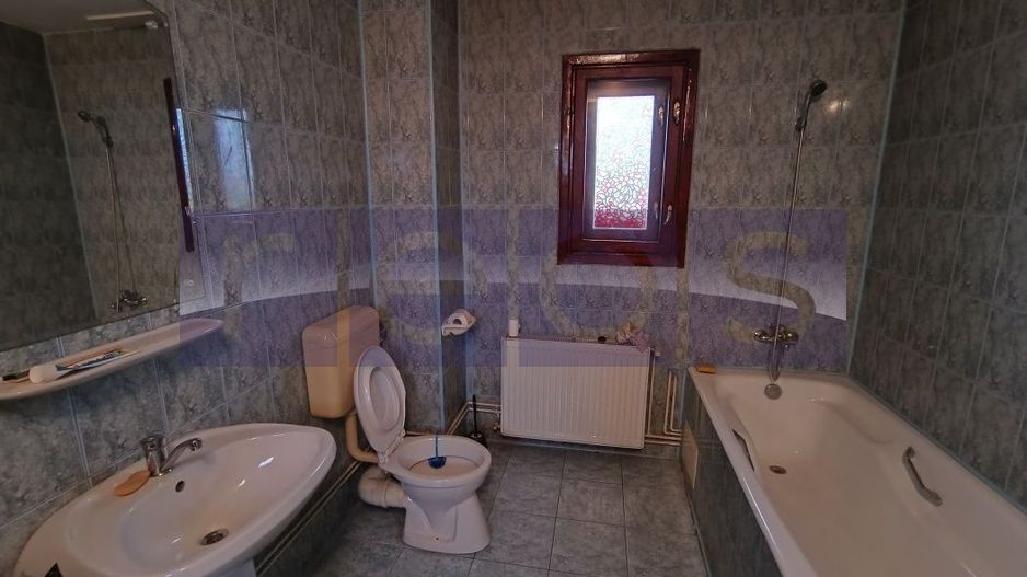 VANZARE CASA P+2 | SINGURA IN CURTE | ZONA PARCUL CAROL - Poză 2