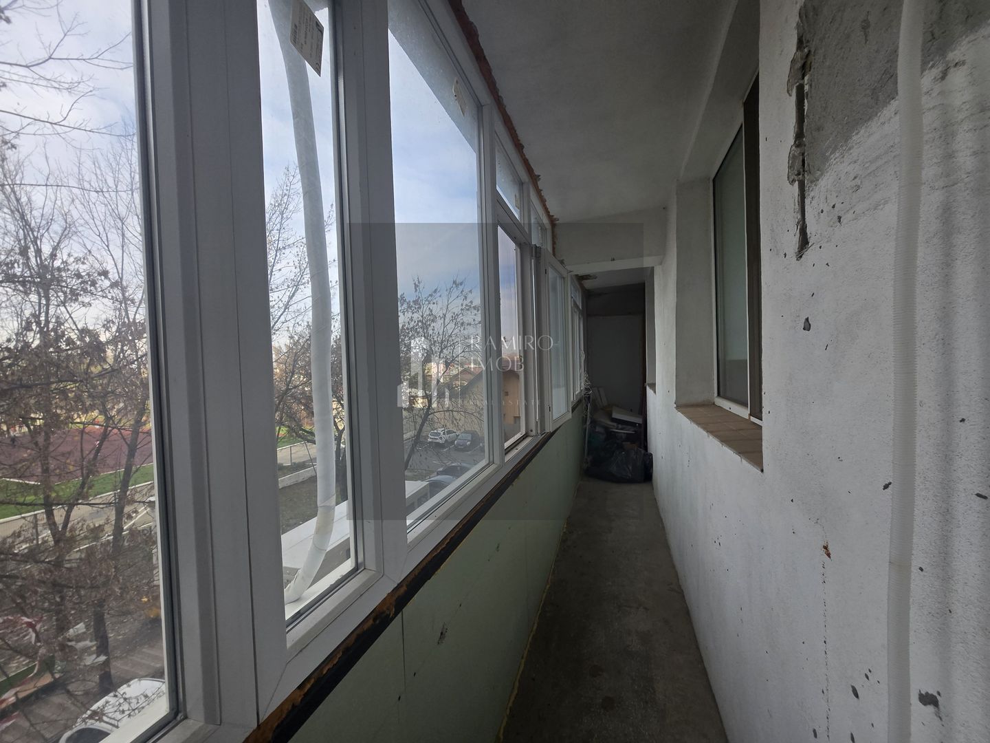 Ap 3 camere 70m -decomandat -etaj 2 -centrala -STB Vadul Nou /Sector 5 - Poză 4