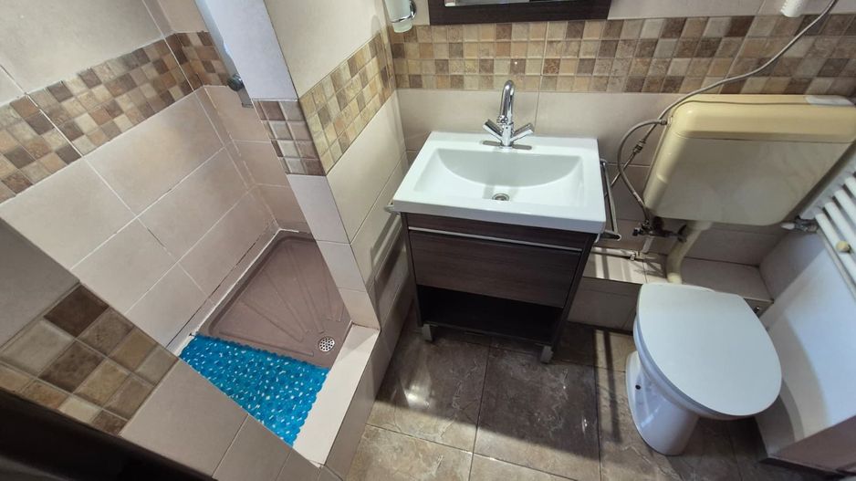 AP. 3 CAMERE DECEBAL, RENOVAT, BOILER, BUCATARIE OPEN-SPACE, MODERN - Poză 13