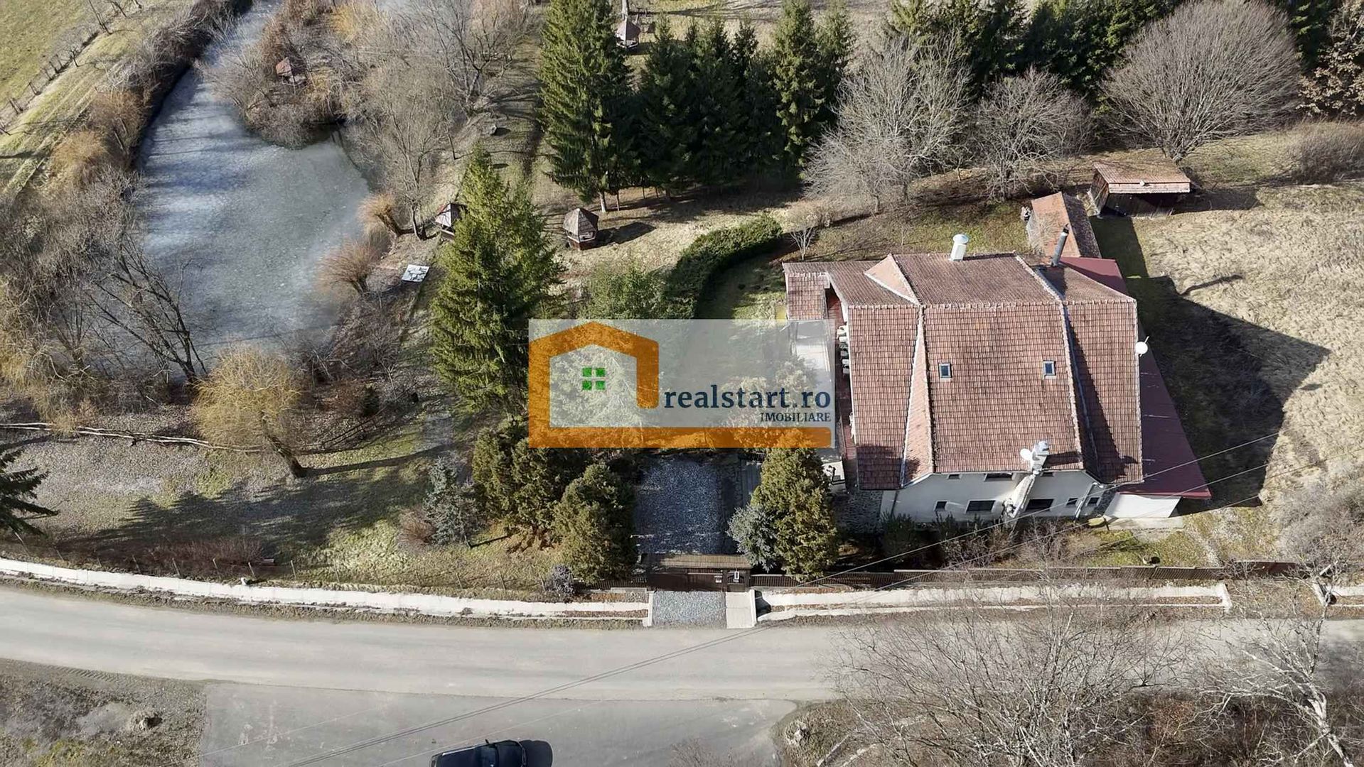 Ideal Evenimente Private, restaurant, pensiune, 1,8ha teren, padure - Poză 7