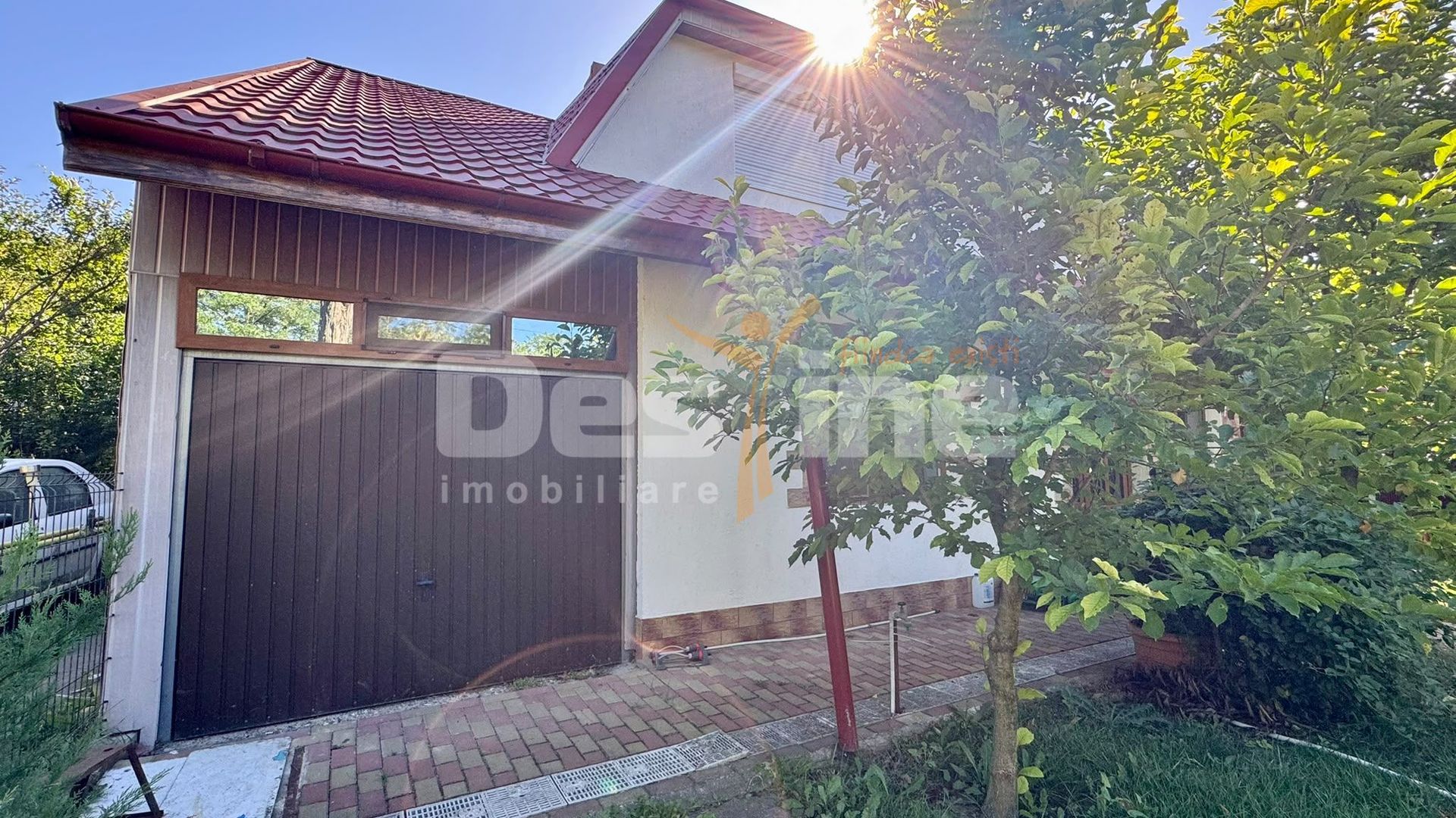 Casa spatioasa cu teren de 800 mp, Muntenii de Jos - 5 camere - Poză 4