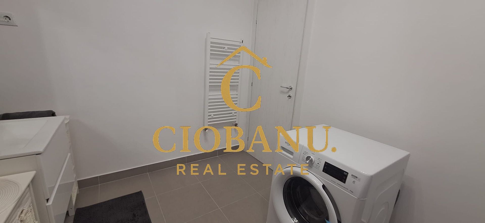 Apartament modern 2 camere+ 2 locuri de parcare de închiriat in Rovine - Poză 9