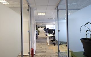 Spatiu de birouri  de inchiriat - Poză 12