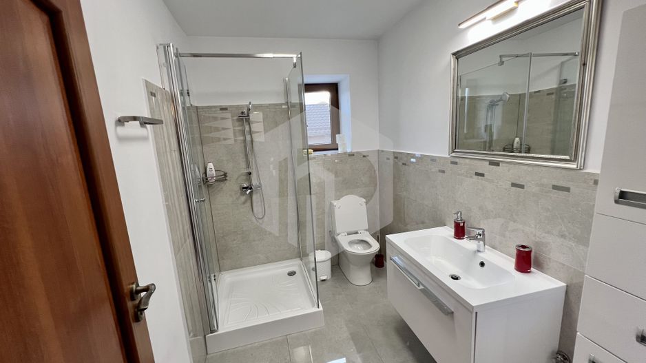 Casa de inchiriat in Selimbar. Zona stadionului/ politie - Poză 6