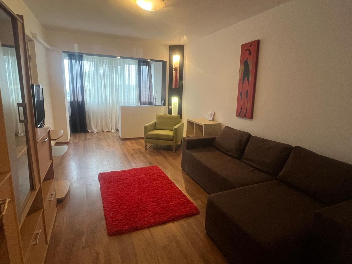De vanzare apartament 3 camere Drumul Taberei - Poză 1