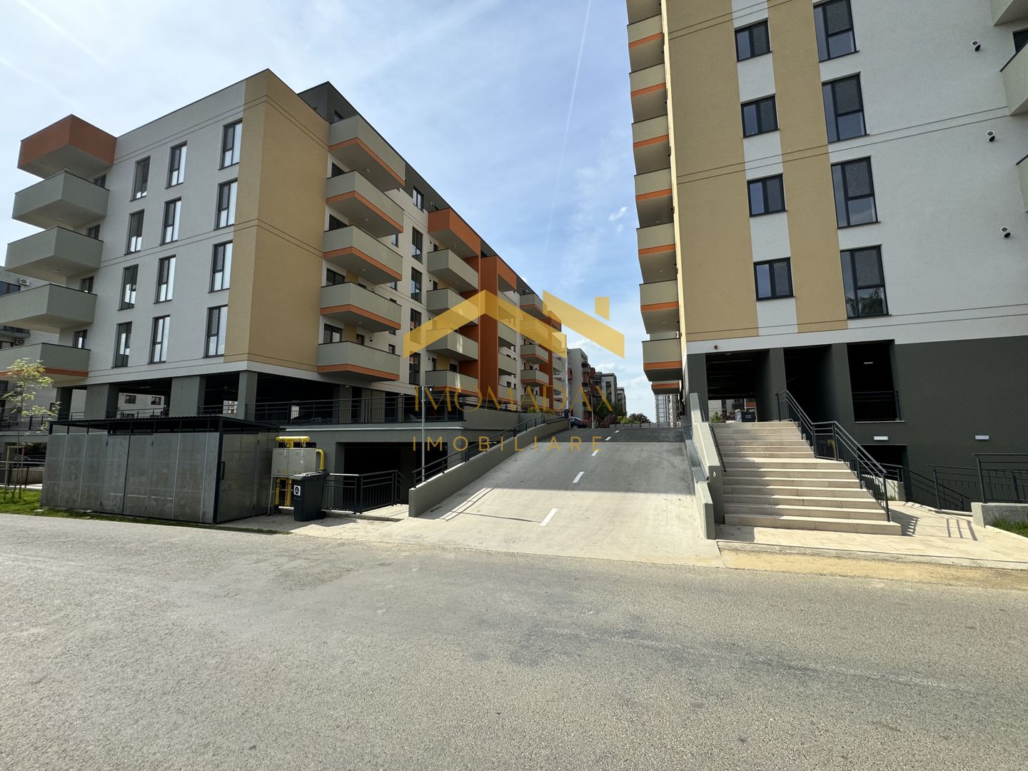 Aradului-Apartament 3 camere-Centrala Proprie - Poză 2