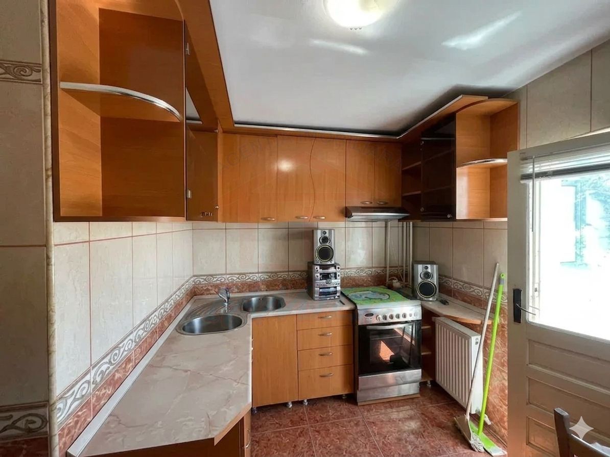 Inchiriere apartament 3 camere, Micro 20, 65 mp, 384 EURO/Luna - Poză 6