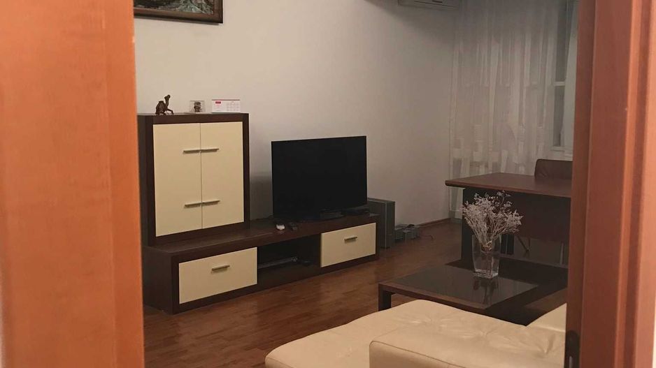 Inchiriez apartament 2 camere in Quadra Place suprafata 78mp - Poză 5