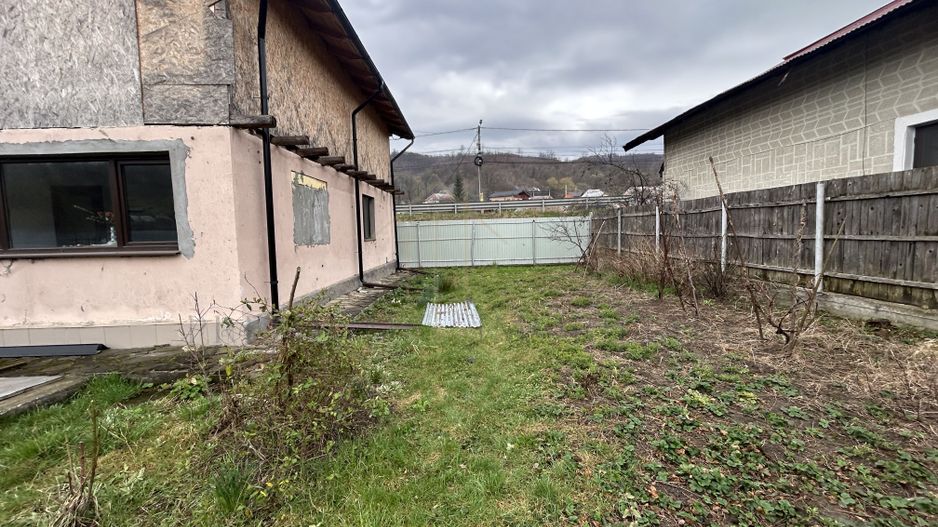 Casa de vanzare in Slanic Moldova . - Poză 15