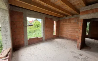 Casă de vânzare 260 mp utili + 1052 mp teren in centrul orasului Covasna - Poză 12