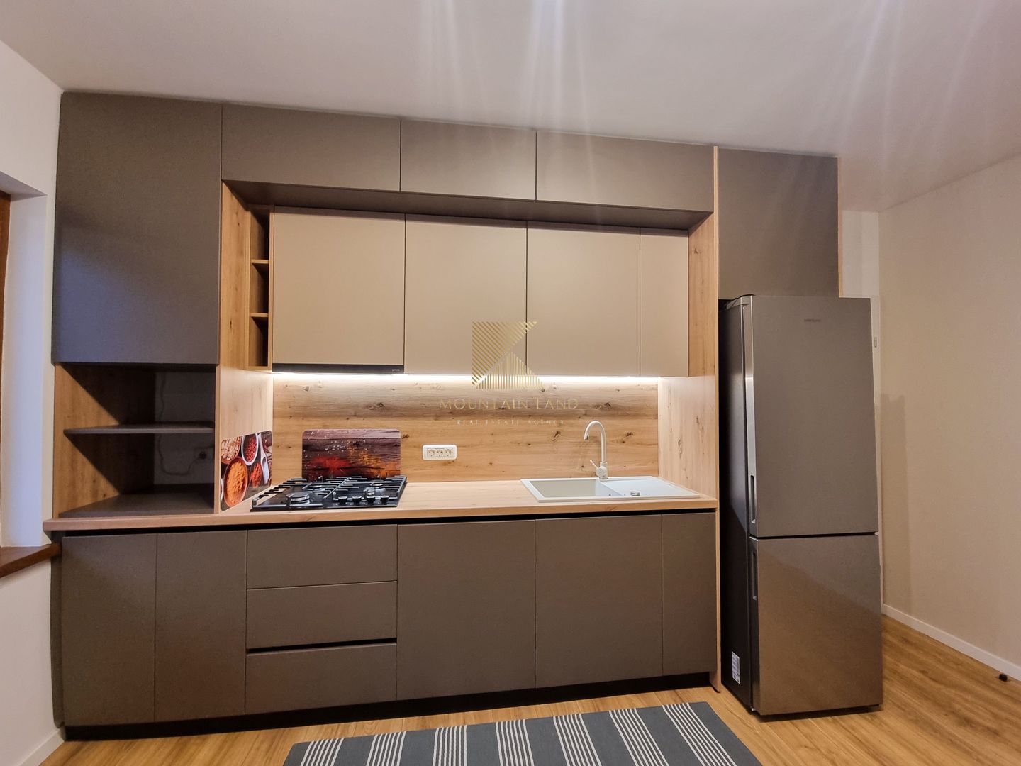 Casa cu 3 camere, curte proprie, renovata complet, Astra - Poză 7