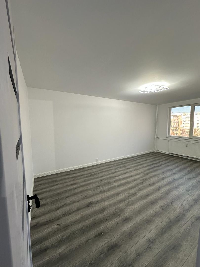 3 Camere 68mp Renovat - Aparatorii Patriei - Contract Parcare - Poză 8