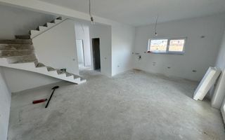 Comision 0%. Finisaje la alegere. Toate utilitatile. Strada asfaltata. - Poză 5