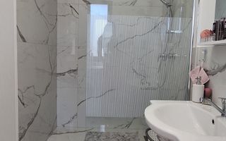 Casa individuala parter cu garaj - Dumbravita - Poză 12