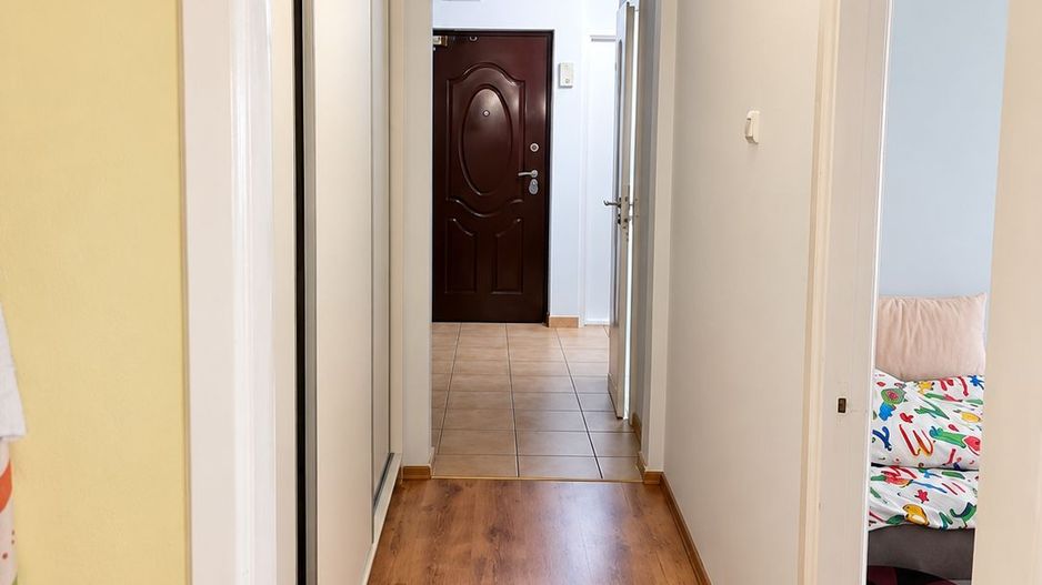 Girocului | 3 Camere | Centrala proprie | Mobilat | Etaj 2 | 2 Boxe + Garaj - Poză 9