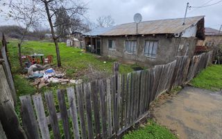 Teren Carcea 923mp Intre case zona buna toate utilitatile 923mp - Poză 3