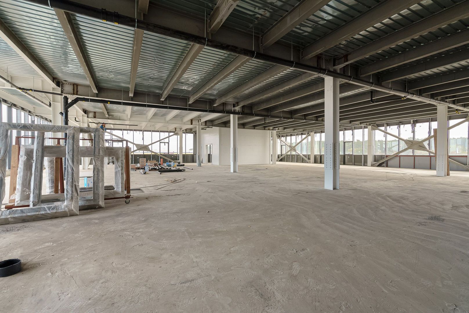 Stefanesti Center A3 Centura Spatiu 900mp cladire comerciala/birouri - Poză 13